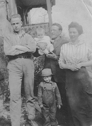 The Henderson Family with George McCormick